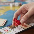 Настолна игра Hasbro Monopoly Voyage autour du monde 3951338 1-74, Околосветско пътешествие, 40 см, На френски език_7