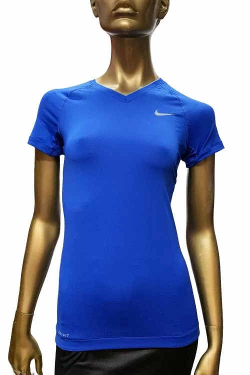 Дамска спортна тениска Nike 447869  Pro Combat  Dri-Fit  Къс ръкав  Дълга и прилепала кройка