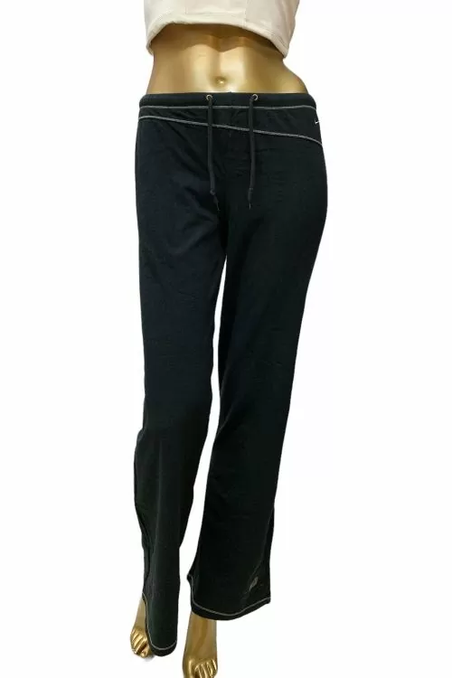 Дамски спортен панталон Nike 224404-010-L 10-171  Дълъг  Разкроена кройка  Бродирано Swoosh лого  L  Черен