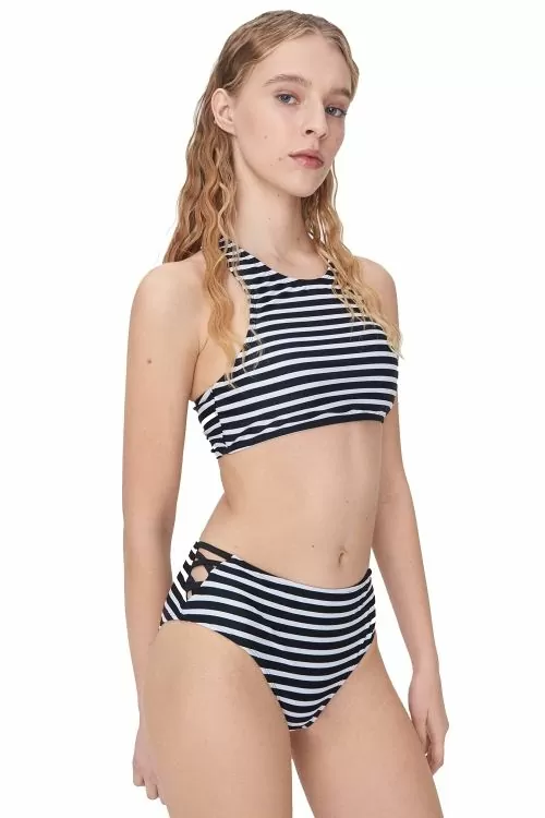 Дамски бански JUP LPP XS980-99X  2 части  Бяло-черно райе