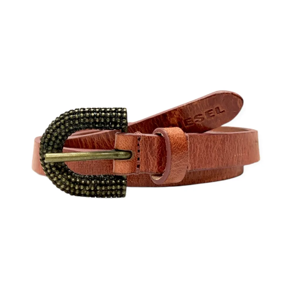 Дамски колан Diesel 7001417 16121-20  Pin buckle  Естествена кожа  100 см  Ширина 1 5 cm  Тъмночервен