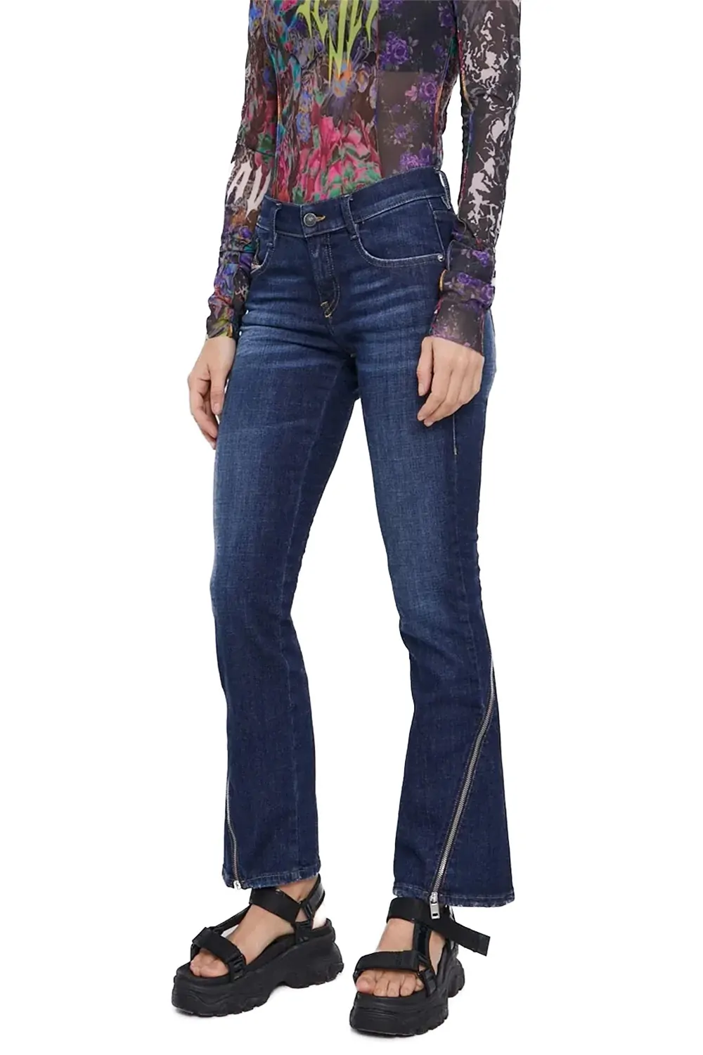 Дамски дънки Diesel Flare Fit 8221028 16121-39  Zippers  Памук  Тъмносин