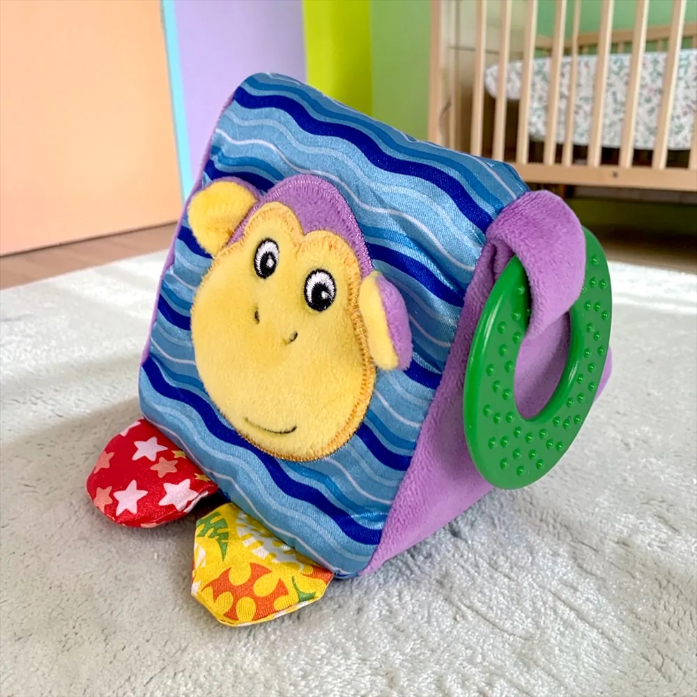 Интерактивна Бебешка играчка Little Tikes 21-99-405 1-100  Гризалка  Различни текстури и цветове  3м   10 x 10 см  Многоцветен