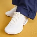 Дамски маратонки Nike Air Max DN HQ3422-110, Бял_8